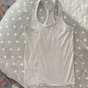 Lululemon Women’s Racerback Tank Top - Light Gray